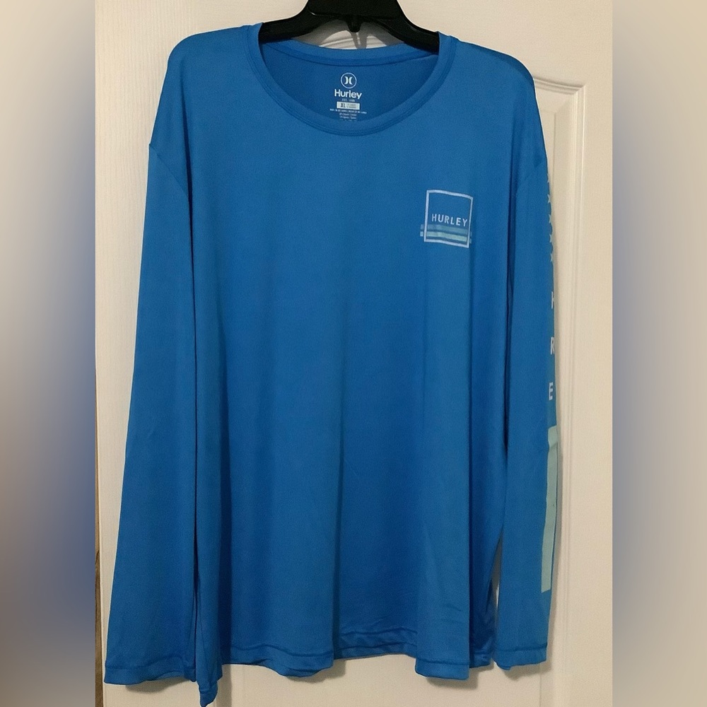 Mens size XL Hurley long sleeve shirt